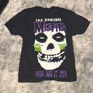 Black Misfits Short Sleeve Tee with Skull Design